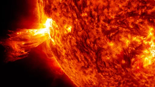 Image of a solar flare coming from the sun.